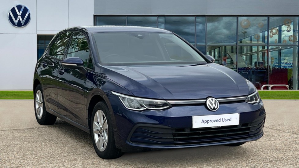 Main listing image - Volkswagen Golf