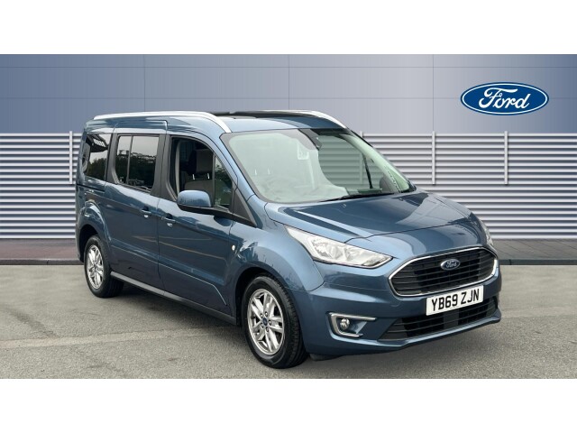 Main listing image - Ford Grand Tourneo Connect