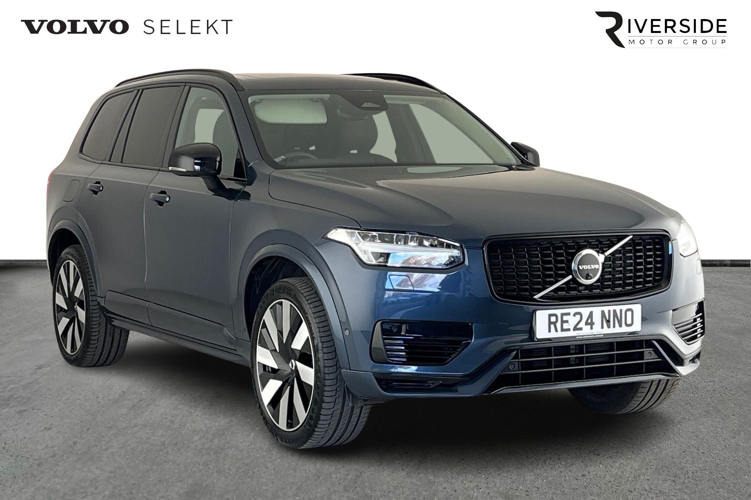 Main listing image - Volvo XC90