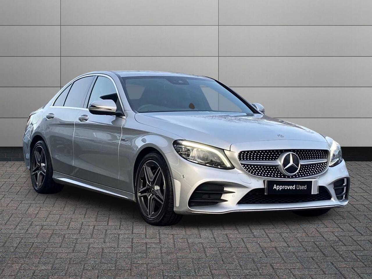 Main listing image - Mercedes-Benz C-Class