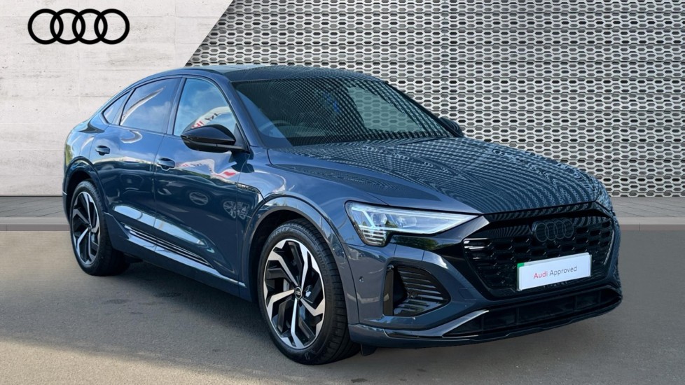 Main listing image - Audi Q8