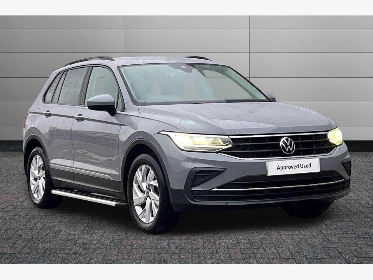 Main listing image - Volkswagen Tiguan