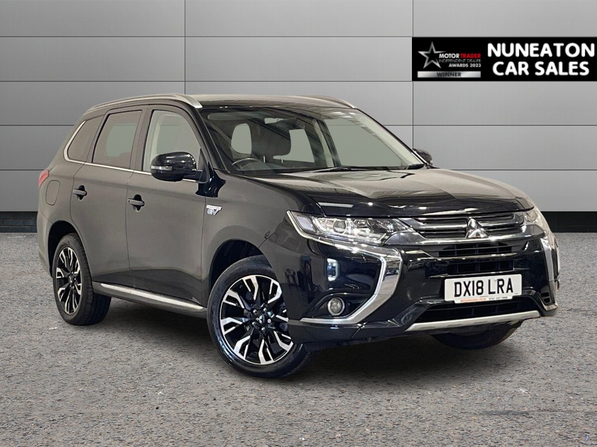 Main listing image - Mitsubishi Outlander