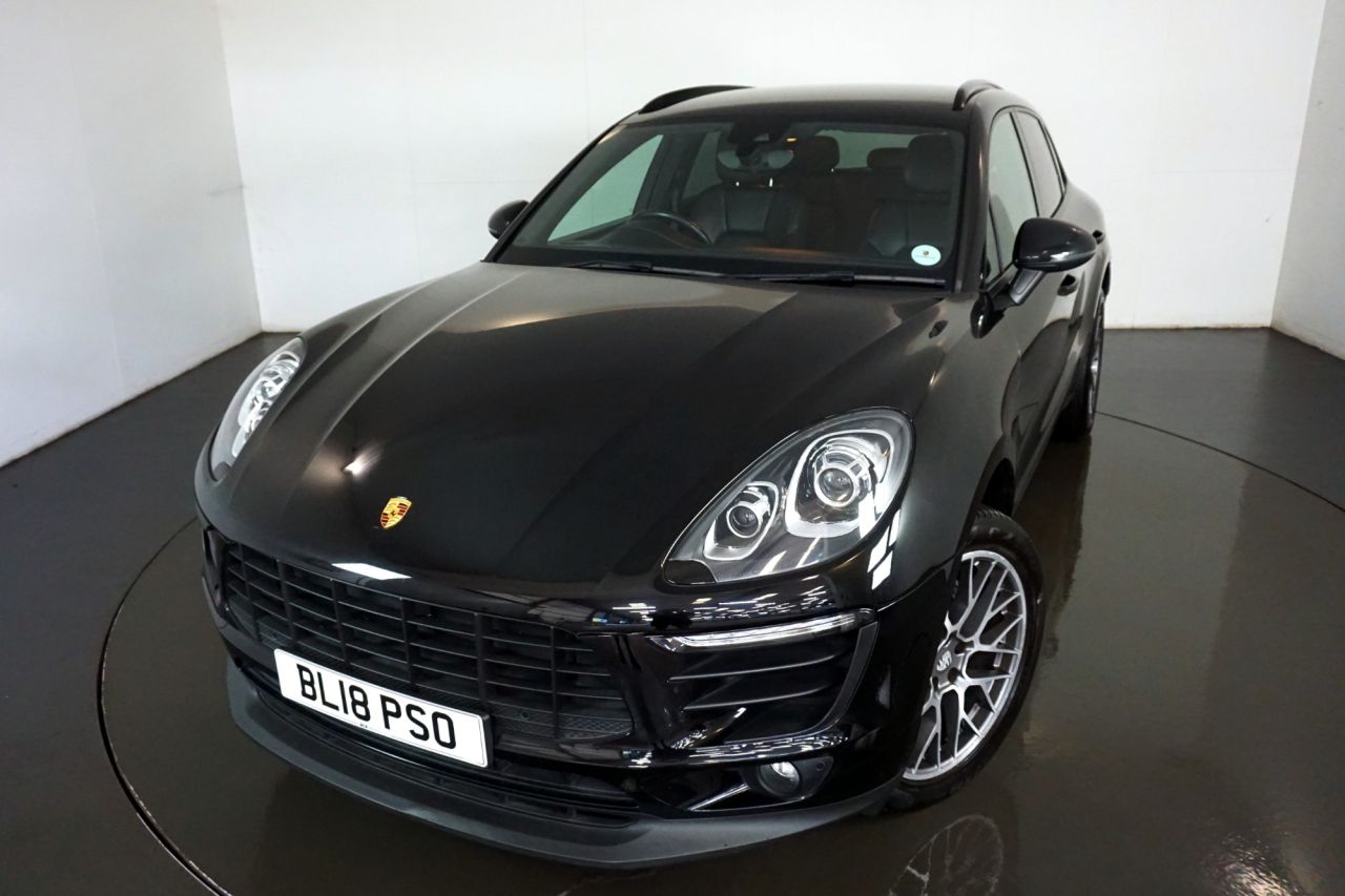 Main listing image - Porsche Macan