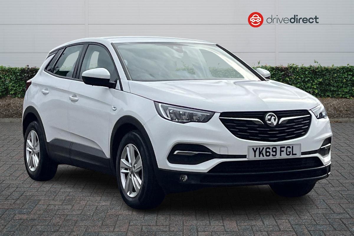 Main listing image - Vauxhall Grandland X