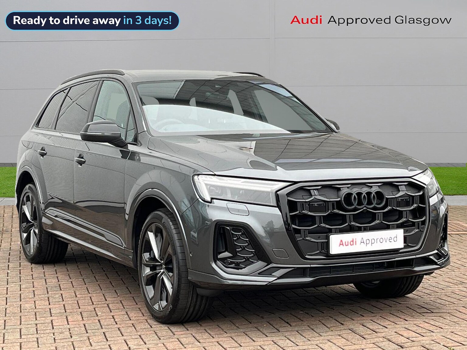 Main listing image - Audi Q7