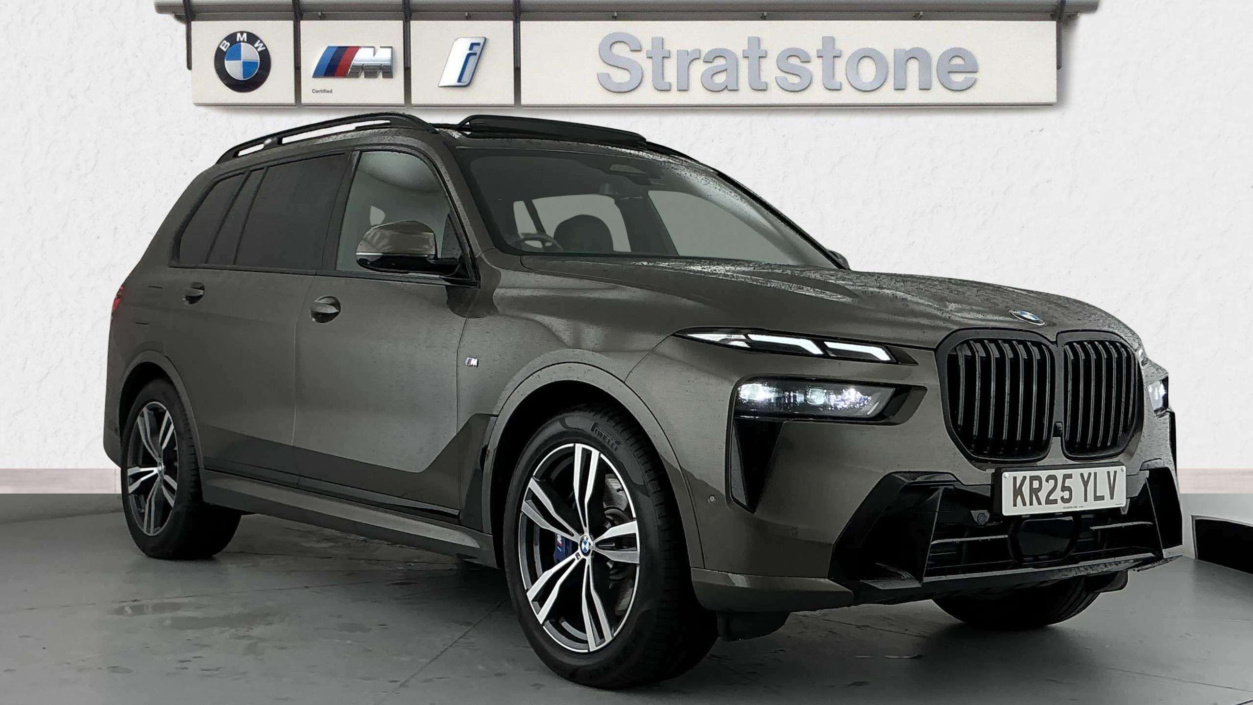 Main listing image - BMW X7