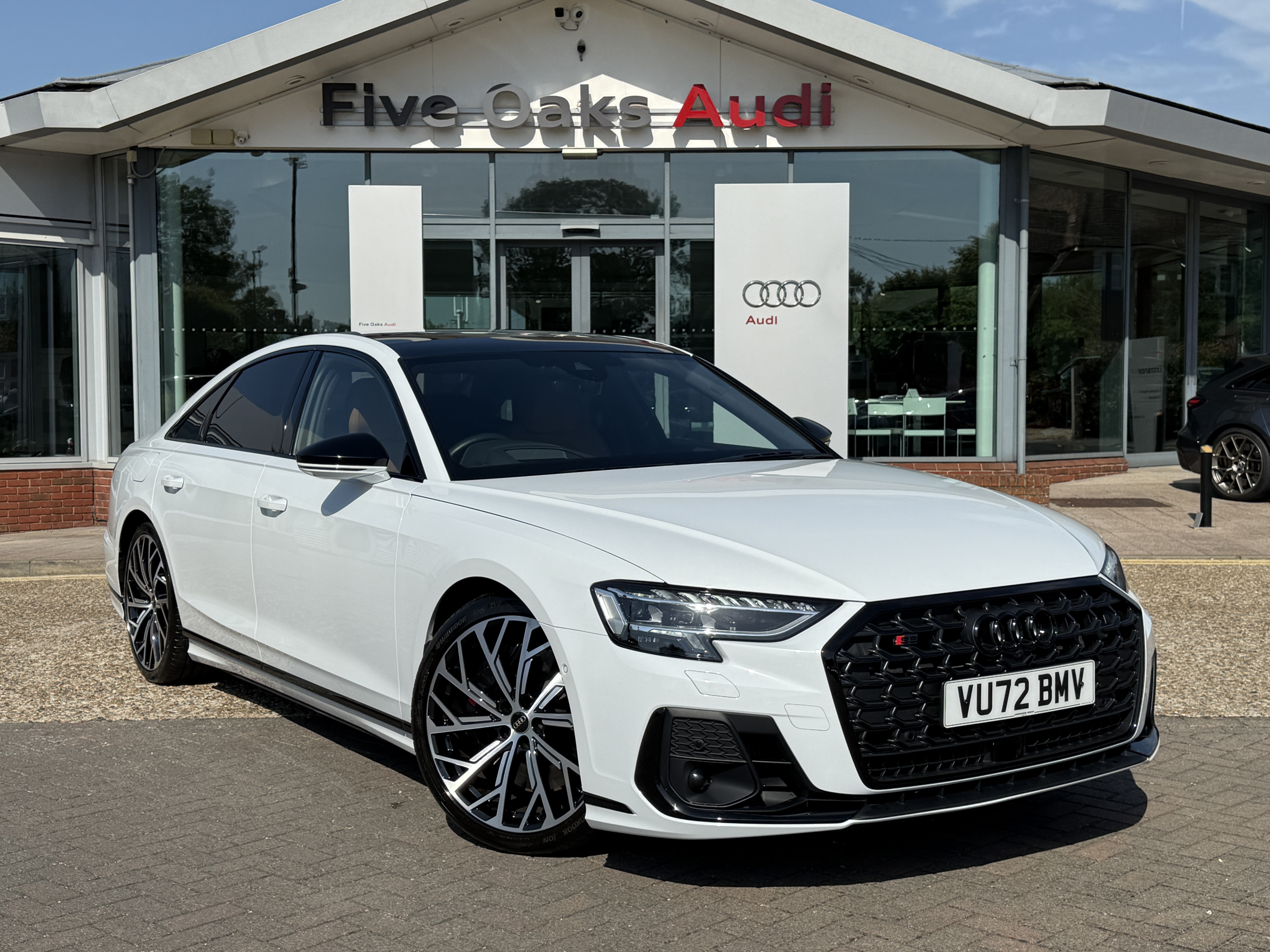 Main listing image - Audi A8