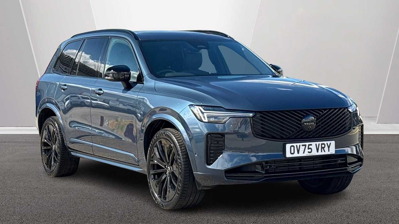 Main listing image - Volvo XC90