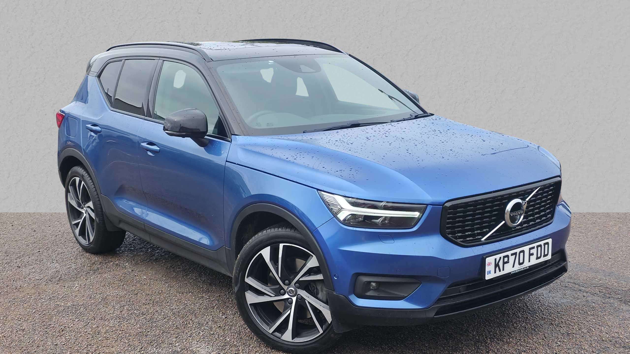 Main listing image - Volvo XC40 Recharge