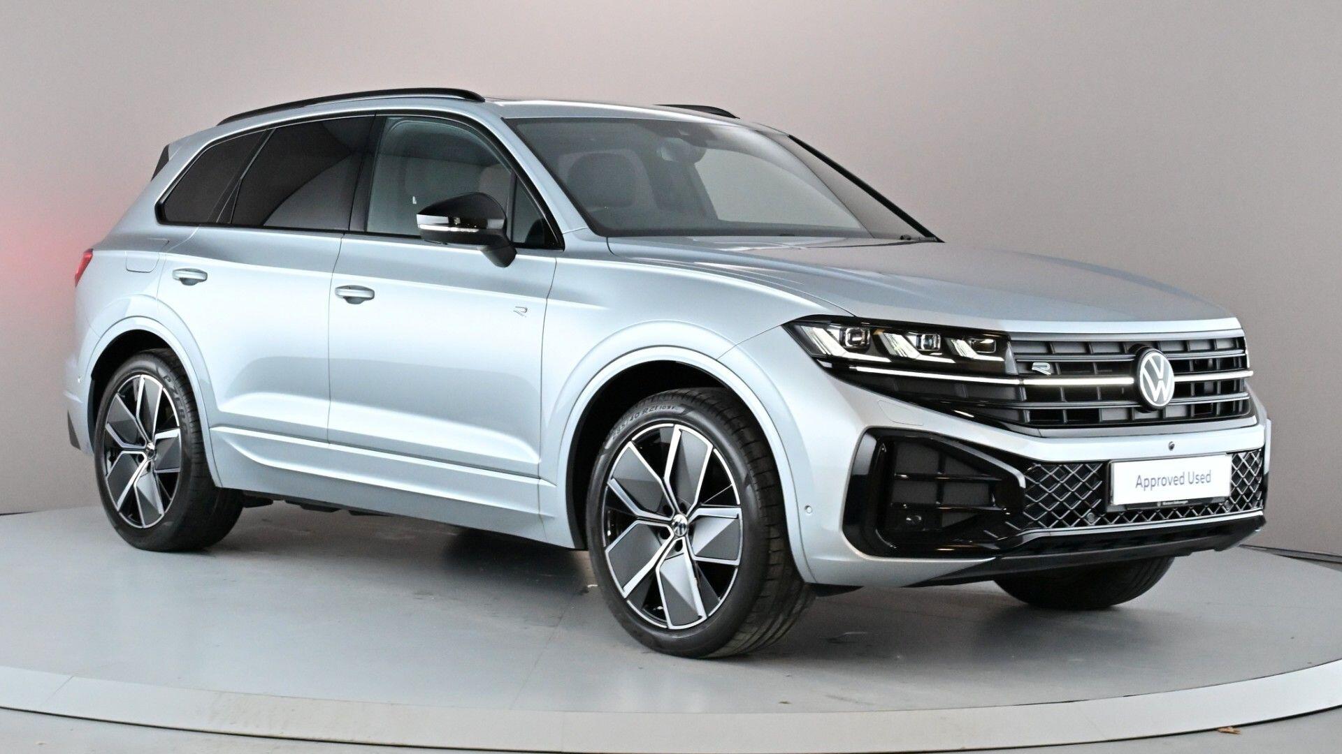 Main listing image - Volkswagen Touareg