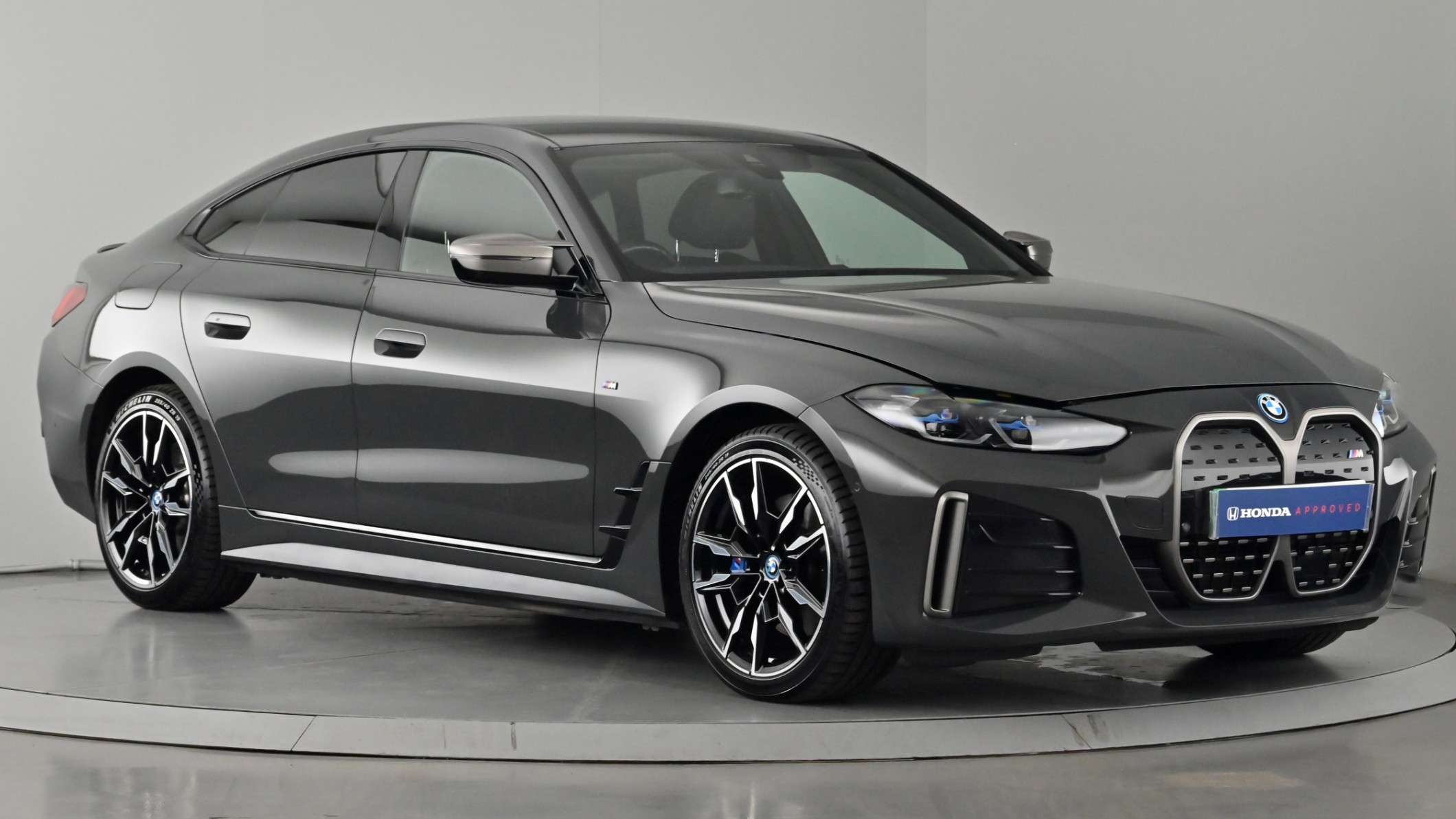 Main listing image - BMW i4