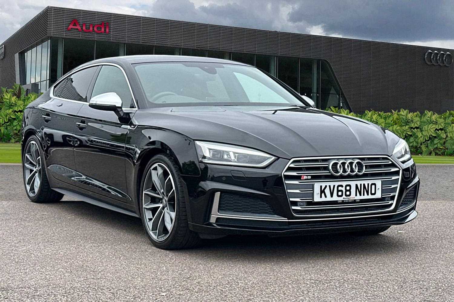 Main listing image - Audi S5