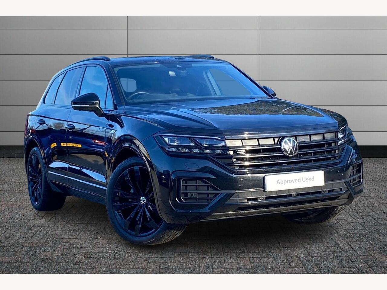 Main listing image - Volkswagen Touareg