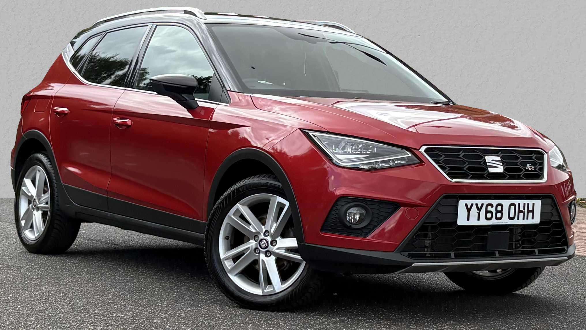 Main listing image - SEAT Arona