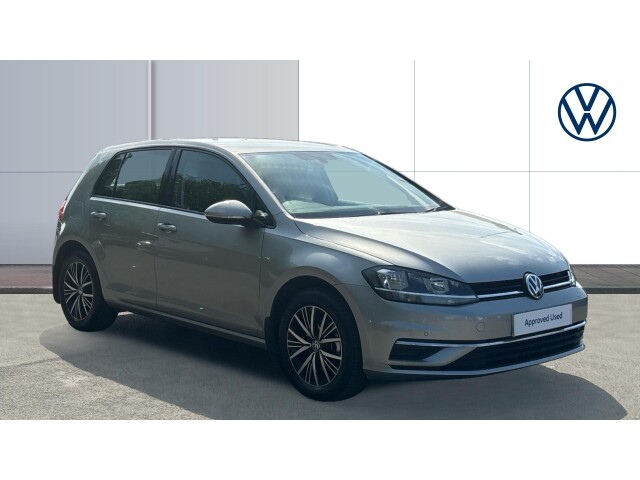Main listing image - Volkswagen Golf