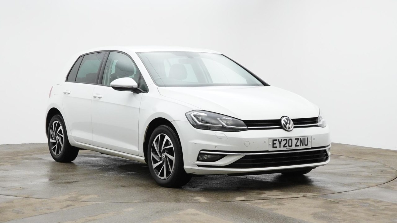 Main listing image - Volkswagen Golf