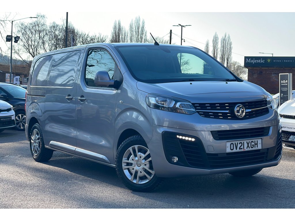 Main listing image - Vauxhall Vivaro