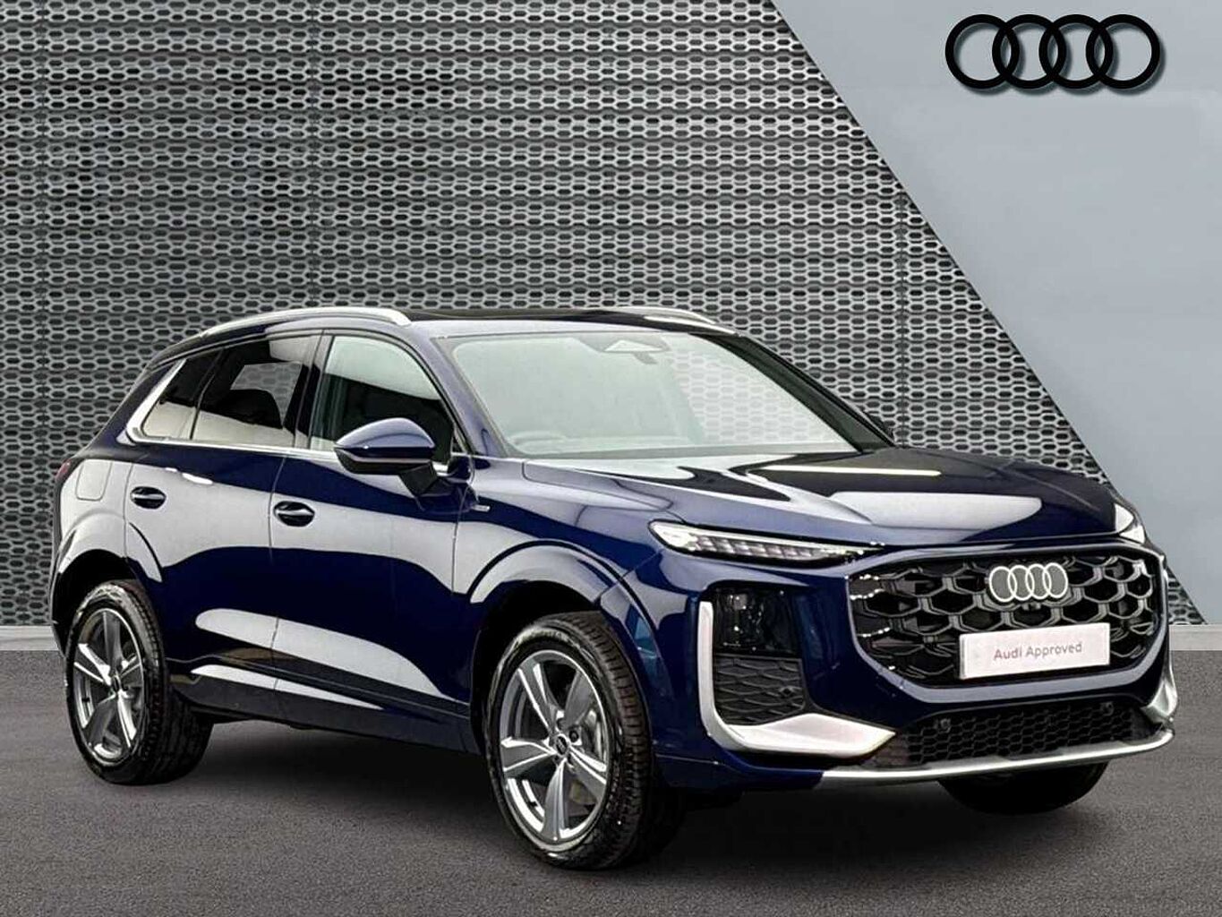 Main listing image - Audi Q3