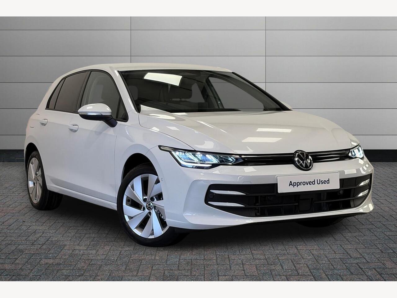 Main listing image - Volkswagen Golf