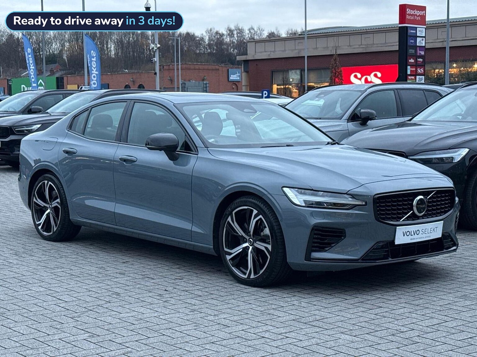 Main listing image - Volvo S60