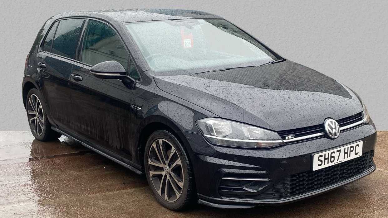 Main listing image - Volkswagen Golf