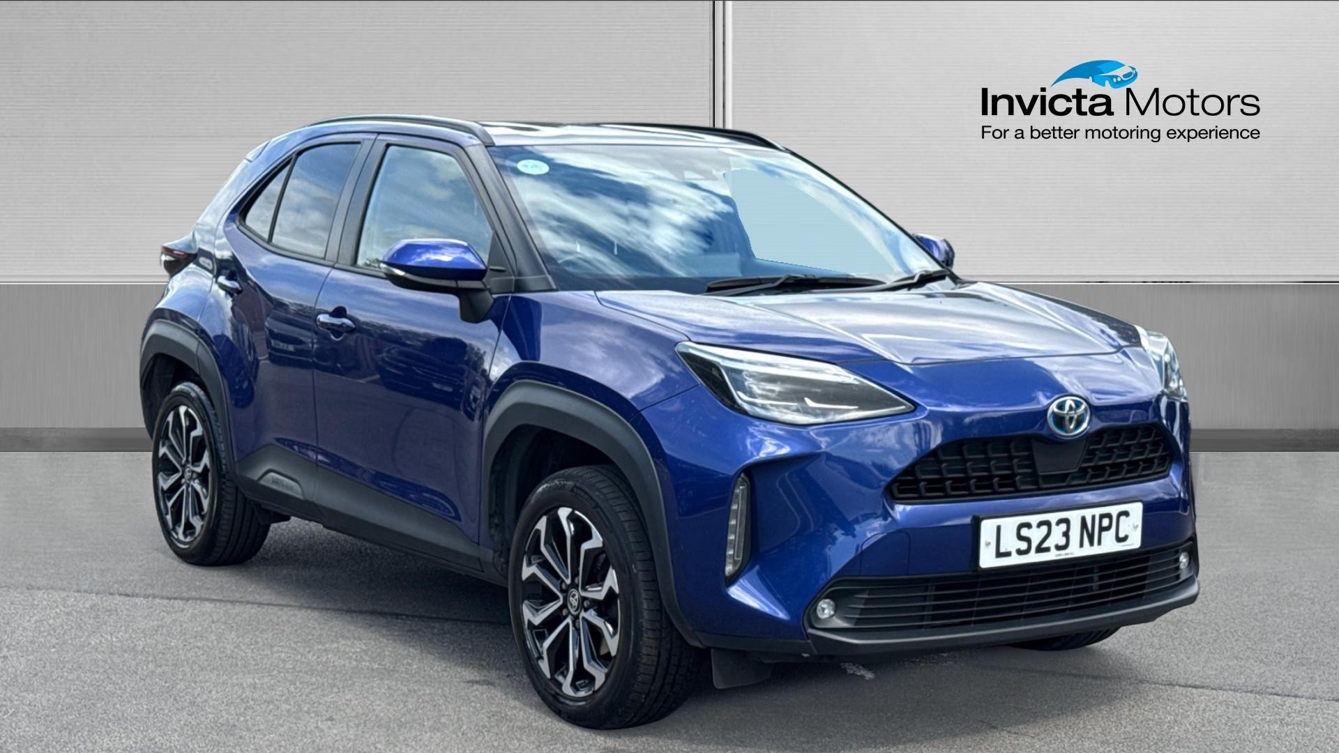 Main listing image - Toyota Yaris Cross