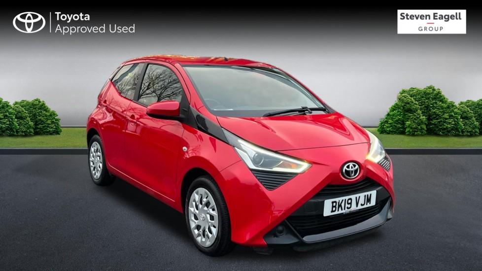 Main listing image - Toyota Aygo