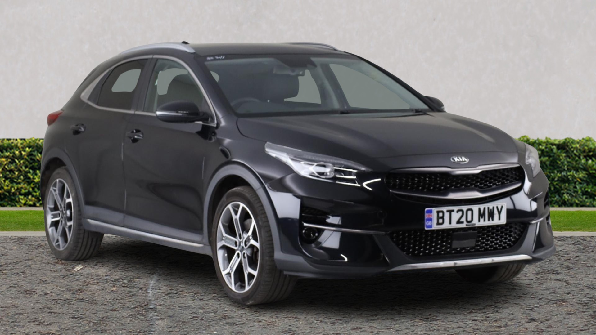 Main listing image - Kia XCeed