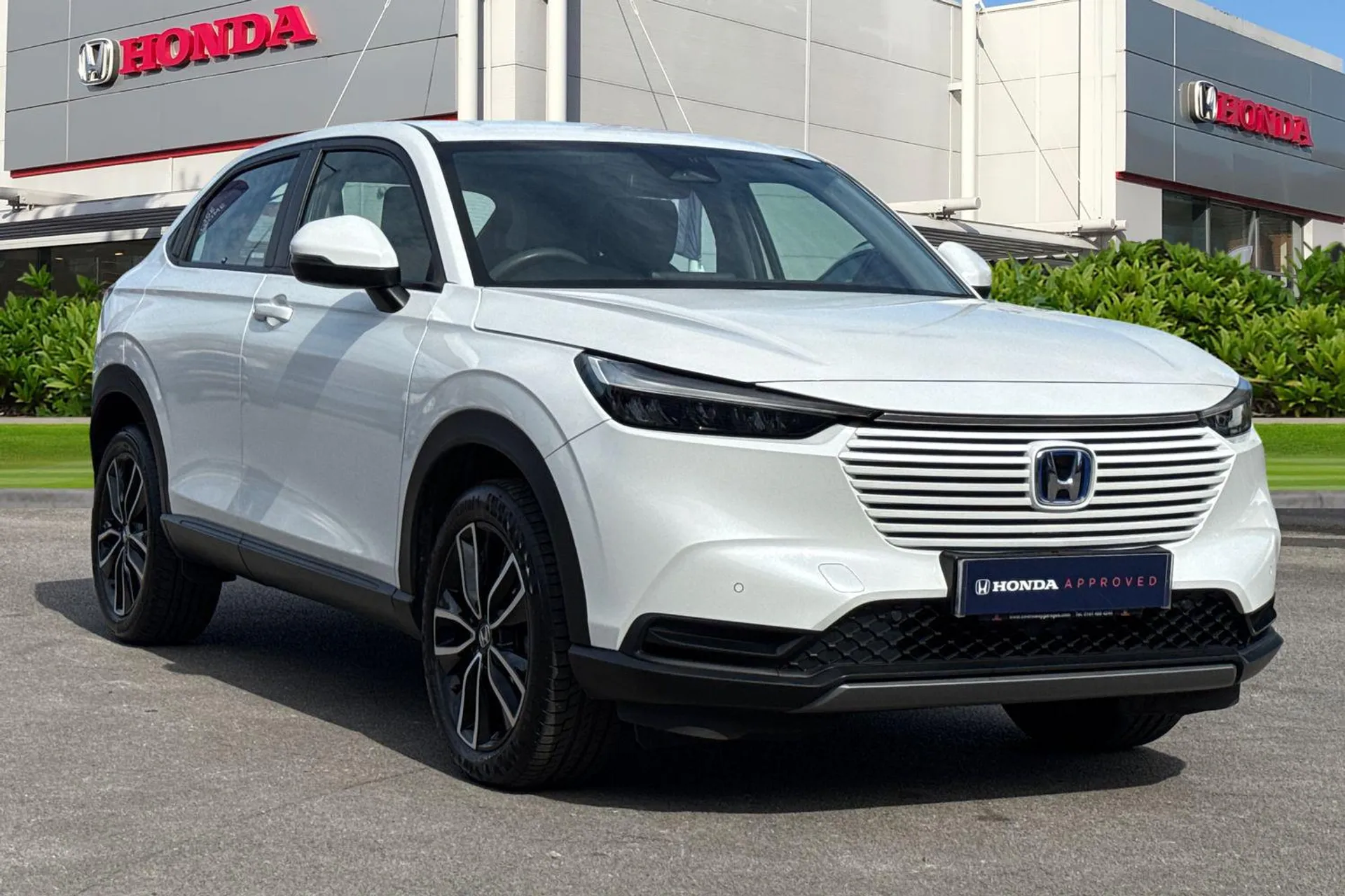 Main listing image - Honda HR-V