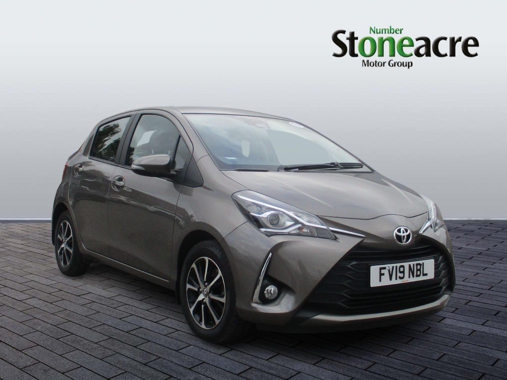 Main listing image - Toyota Yaris