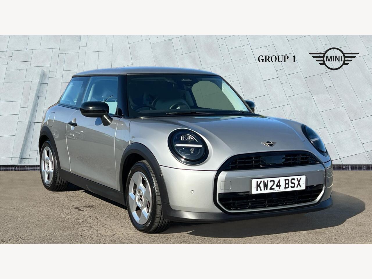 Main listing image - MINI Hatchback