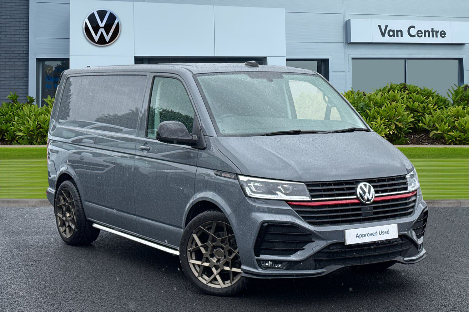 Main listing image - Volkswagen Transporter