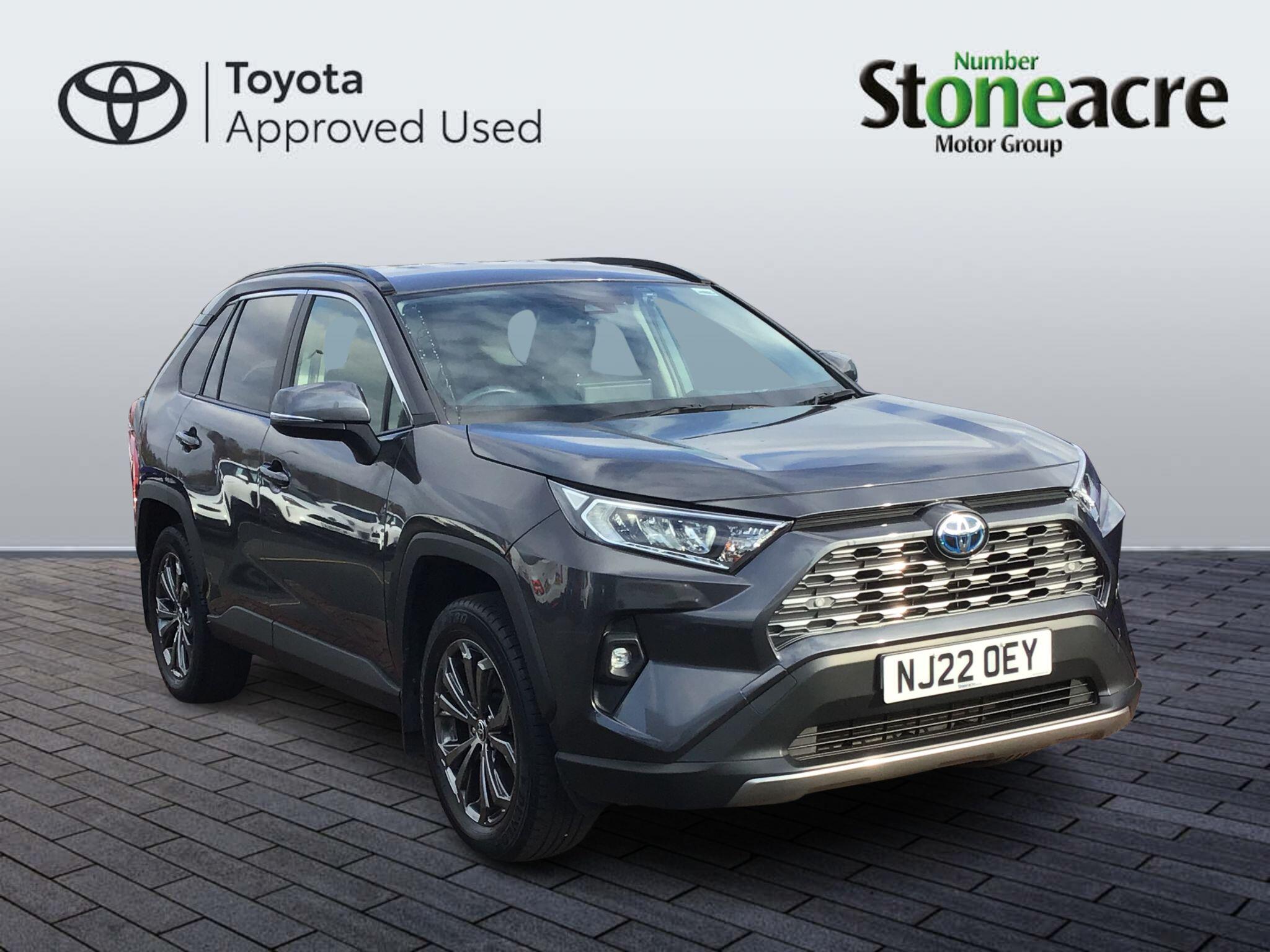 Main listing image - Toyota RAV4