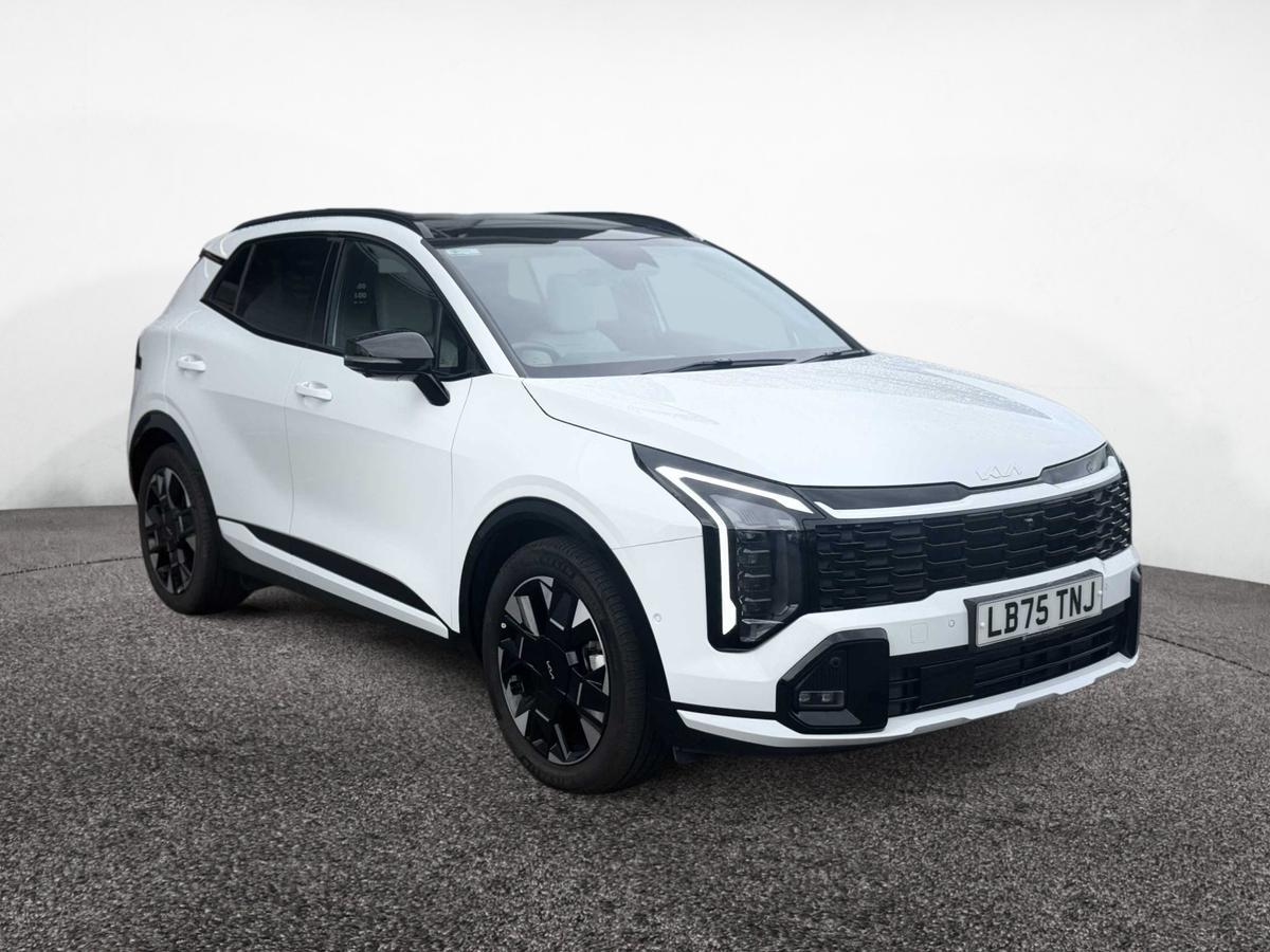 Main listing image - Kia Sportage