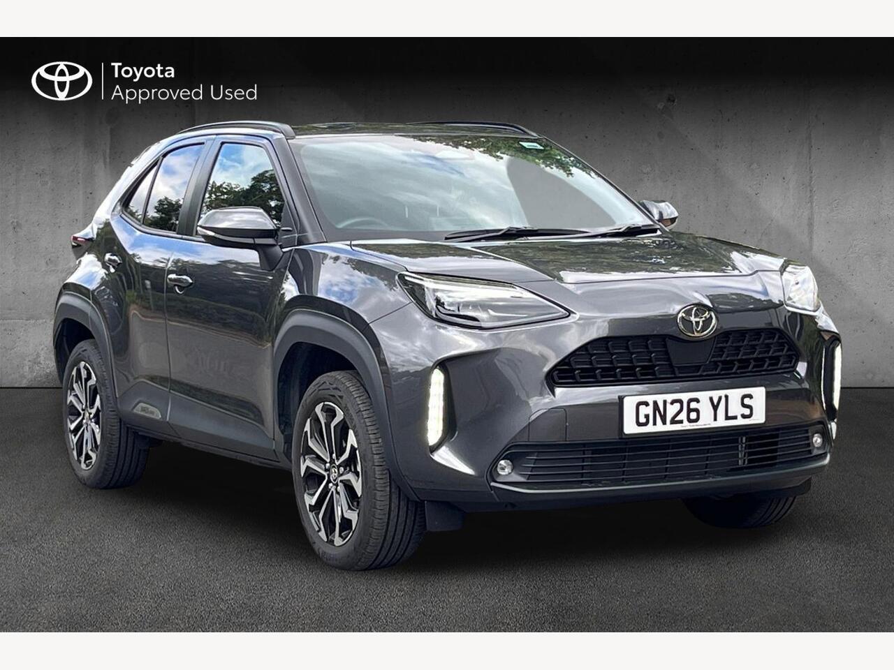 Main listing image - Toyota Yaris Cross