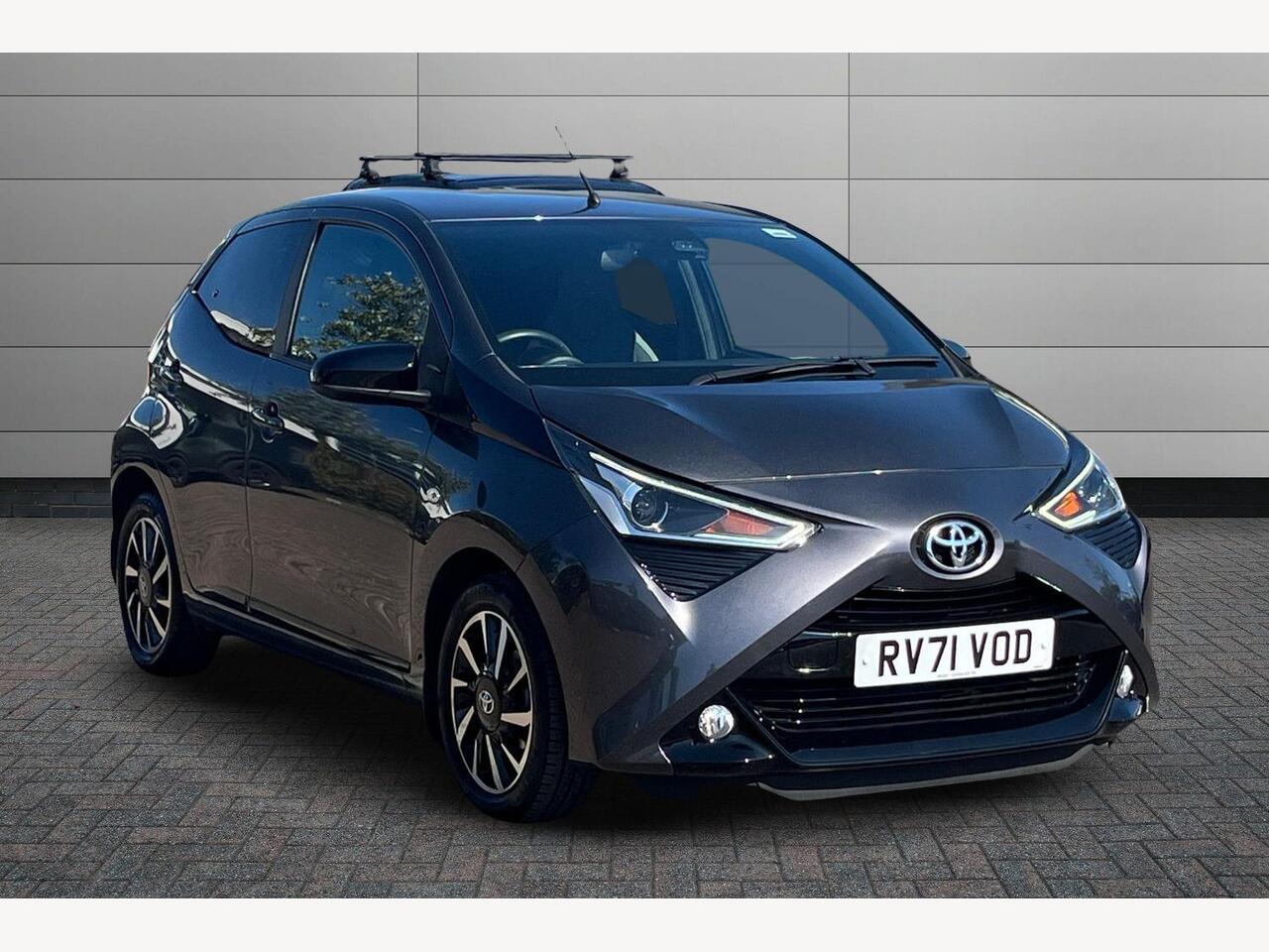 Main listing image - Toyota Aygo