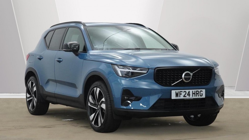 Main listing image - Volvo XC40