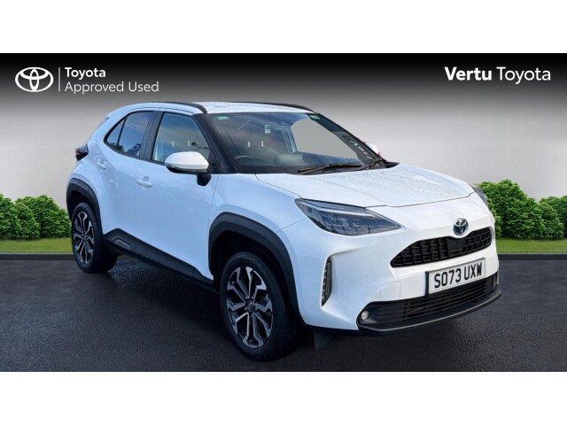 Main listing image - Toyota Yaris Cross