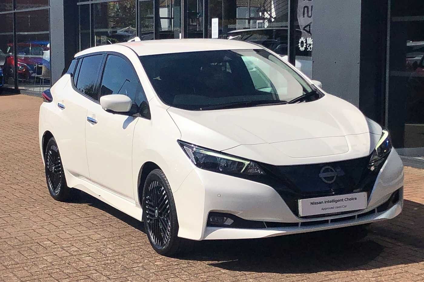 Main listing image - Nissan Leaf