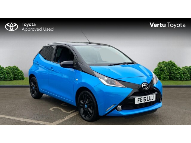 Main listing image - Toyota Aygo