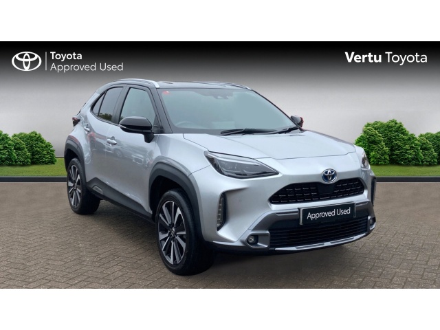 Main listing image - Toyota Yaris Cross