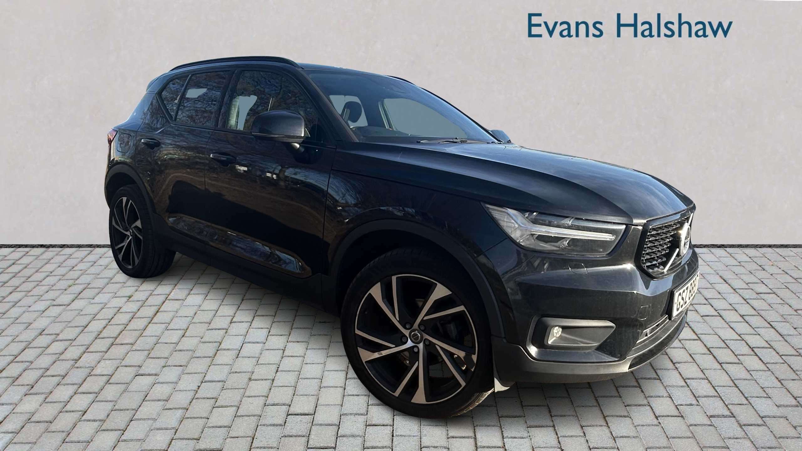 Main listing image - Volvo XC40