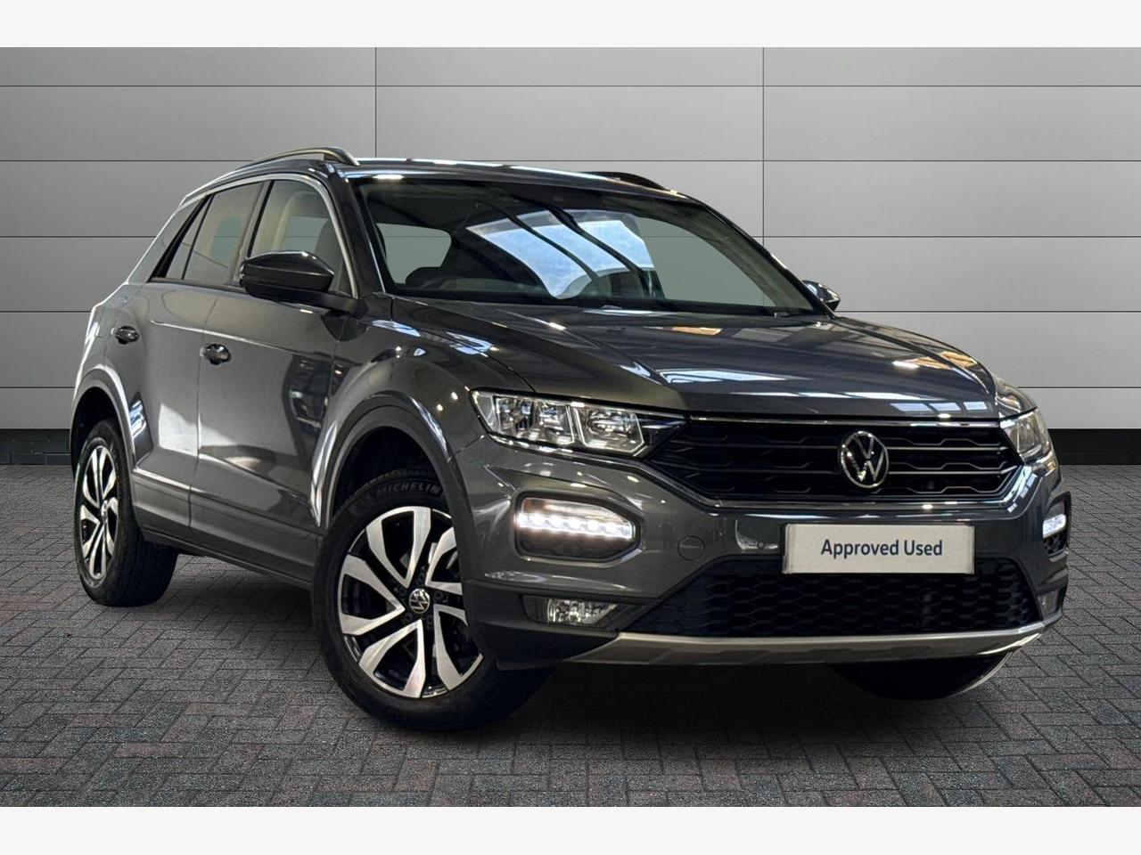 Main listing image - Volkswagen T-Roc
