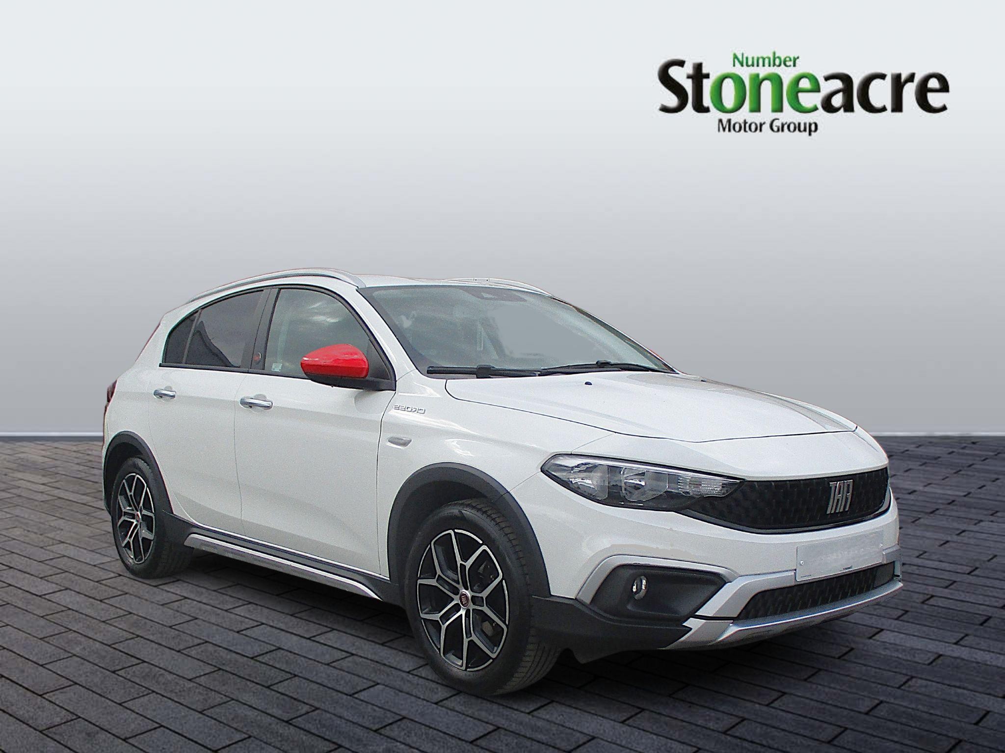 Main listing image - Fiat Tipo Cross