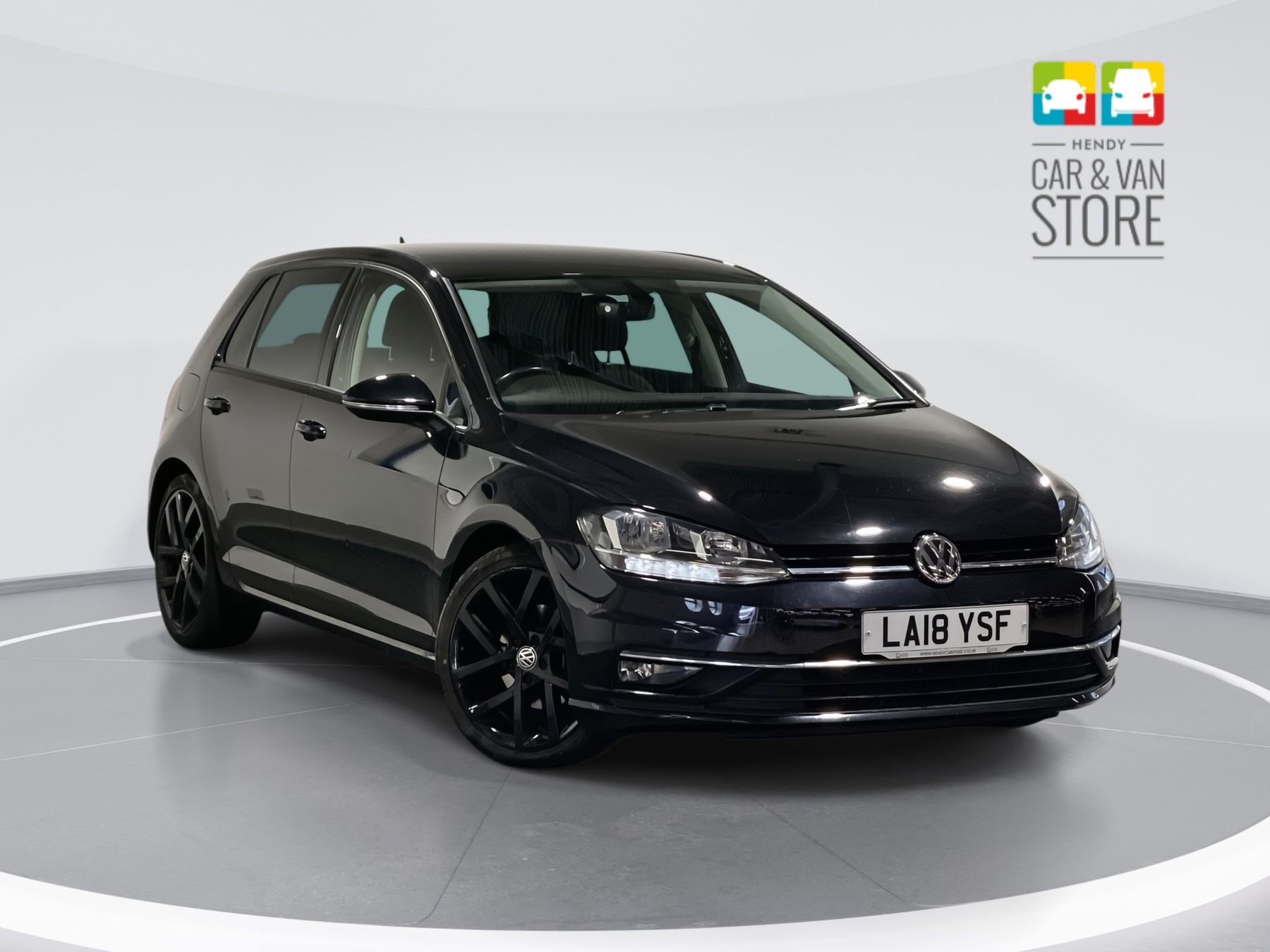 Main listing image - Volkswagen Golf