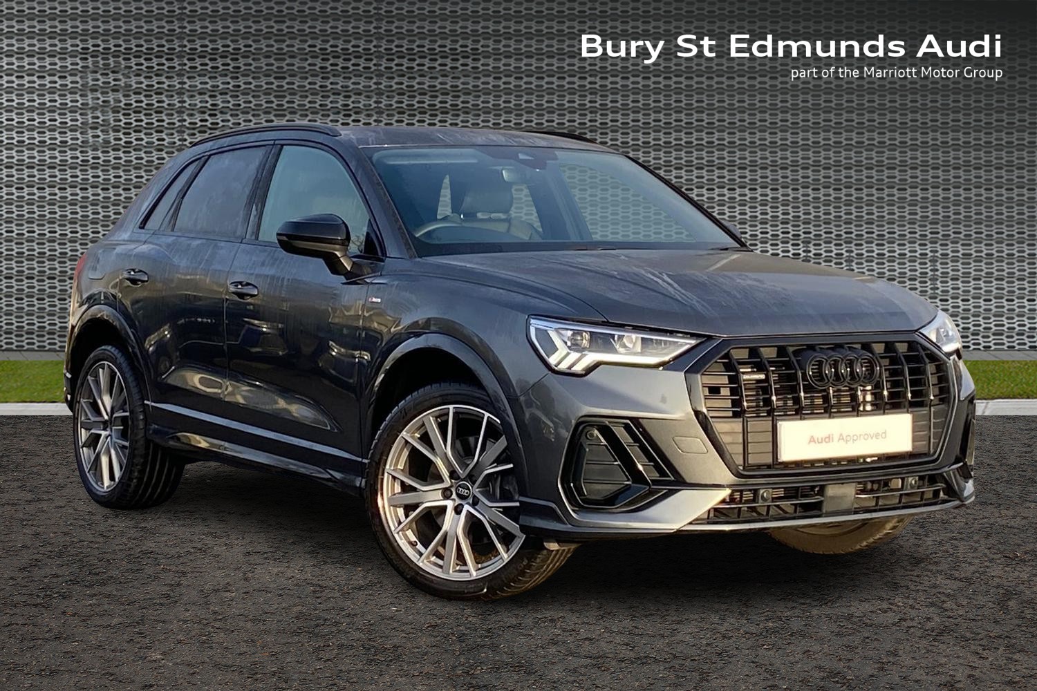 Main listing image - Audi Q3