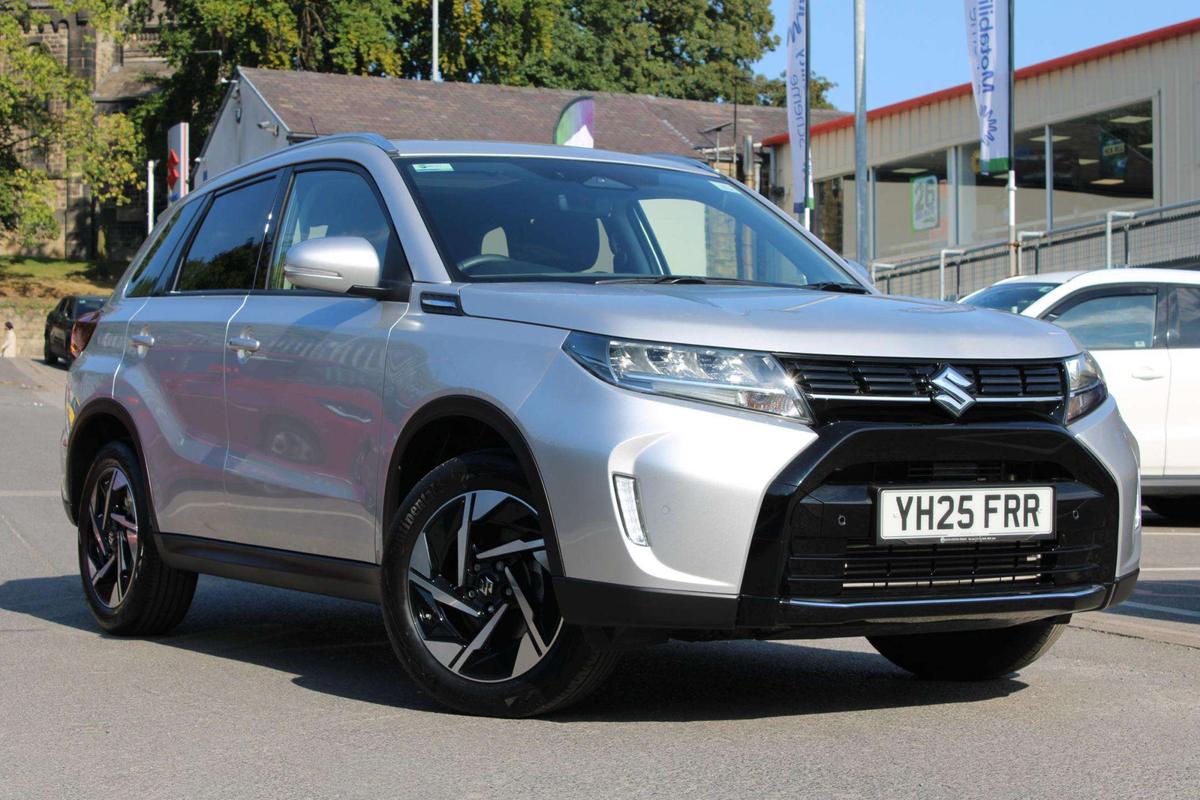 Main listing image - Suzuki Vitara