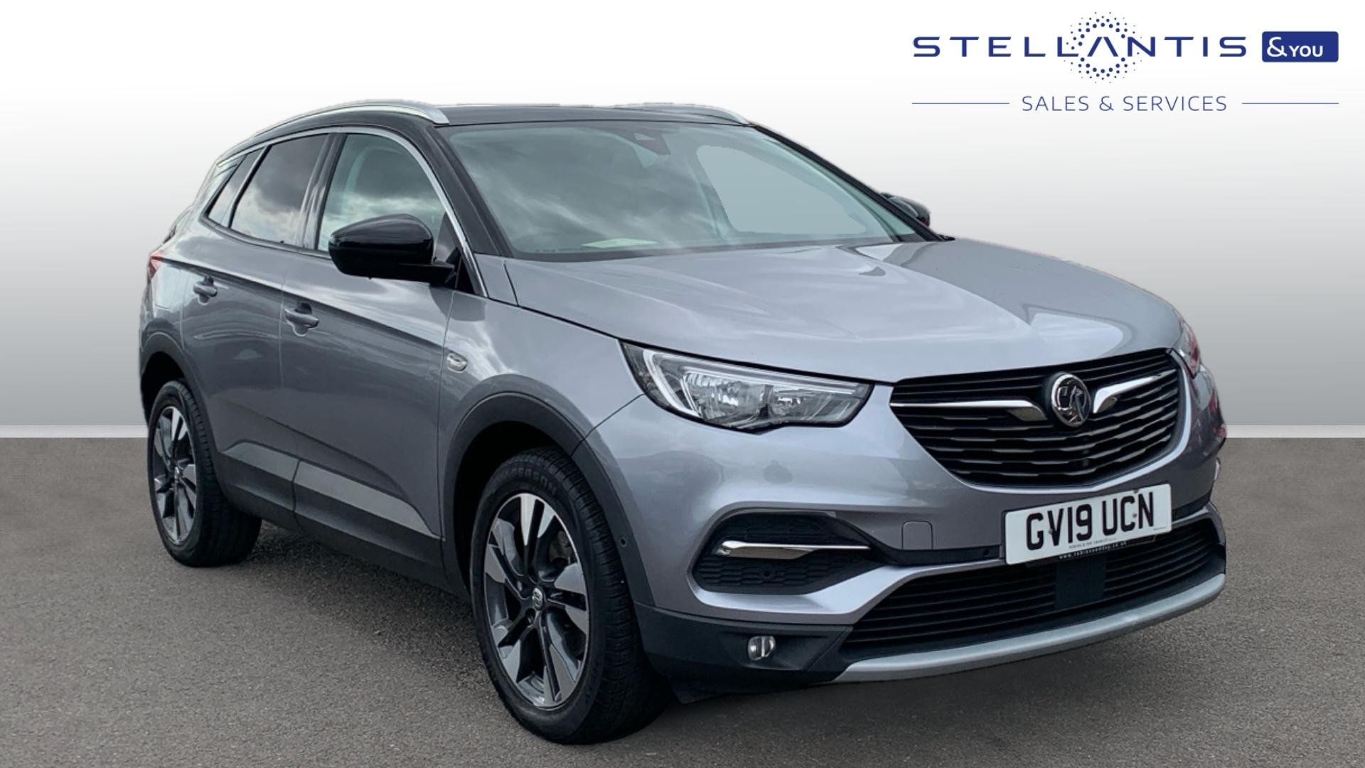 Main listing image - Vauxhall Grandland X