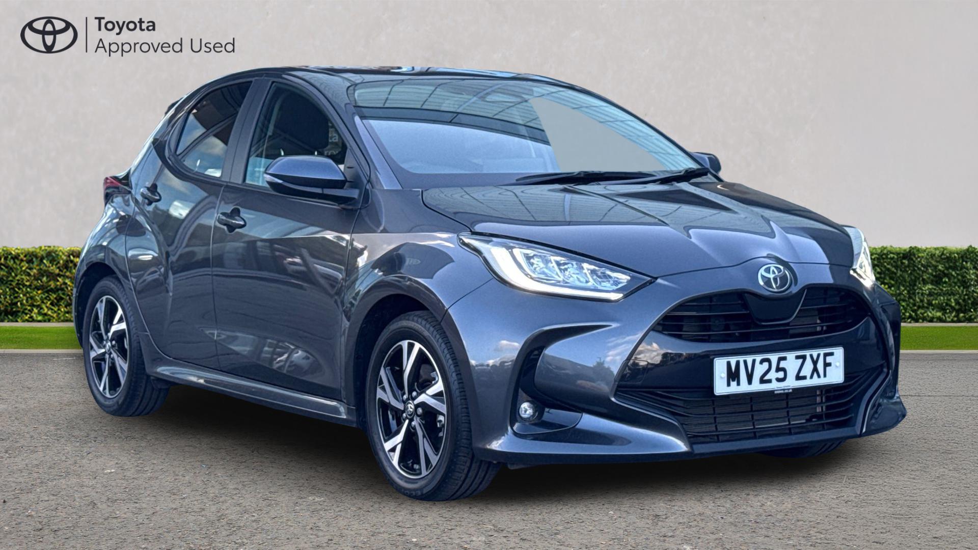 Main listing image - Toyota Yaris